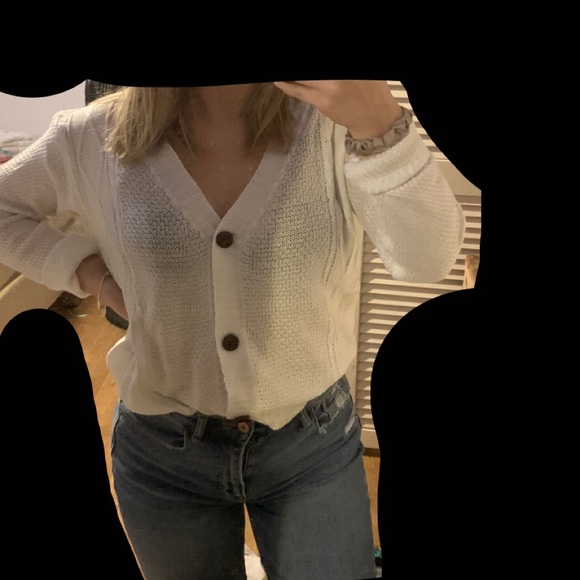 ☀️CLEARANCE☀️ Button Up Lightweight Cardigan Sweater - Picture 12 of 14